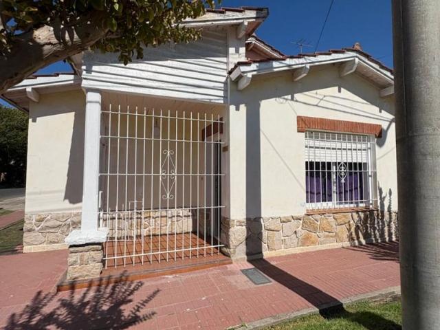 Venta de espectacular Casa 3 ambientes en Mar del Plata Punta Mogotes
