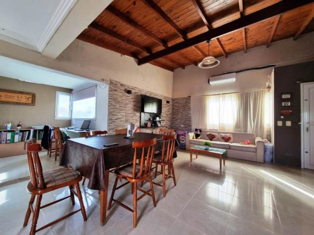 Venta de espectacular Casa 3 ambientes en Miramar