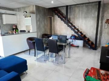 Venta de espectacular Casa 3 ambientes en Moreno