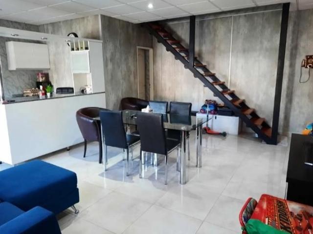Venta de espectacular Casa 3 ambientes en Moreno