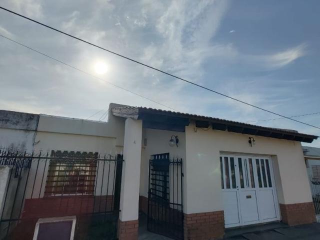 Venta de espectacular Casa 3 ambientes en Olavarría Olavarría