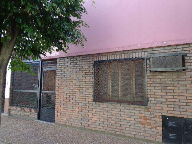 Venta de espectacular Casa 3 ambientes en Quilmes