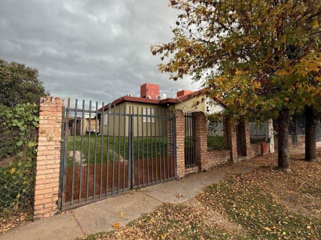 Venta de espectacular Casa 3 ambientes en San Luis