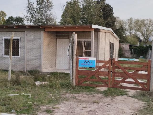 Venta de espectacular Casa 3 ambientes en San Vicente Domselaar