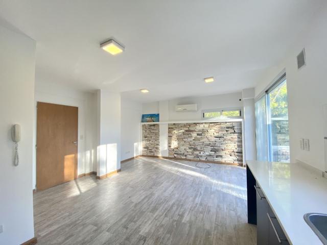 Venta de espectacular Departamento 1 ambiente en Ezeiza Canning