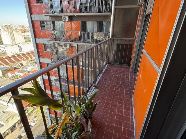 Venta de espectacular Departamento 2 ambientes en Parque Patricios