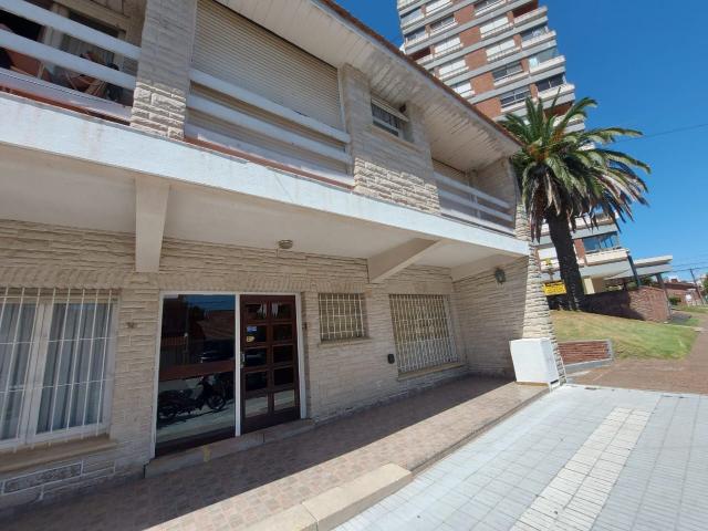Venta de espectacular Departamento 2 ambientes en Miramar