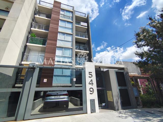Venta de espectacular Departamento 2 ambientes en Morón Castelar