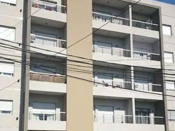 Venta de espectacular Departamento 2 ambientes en Morón Castelar