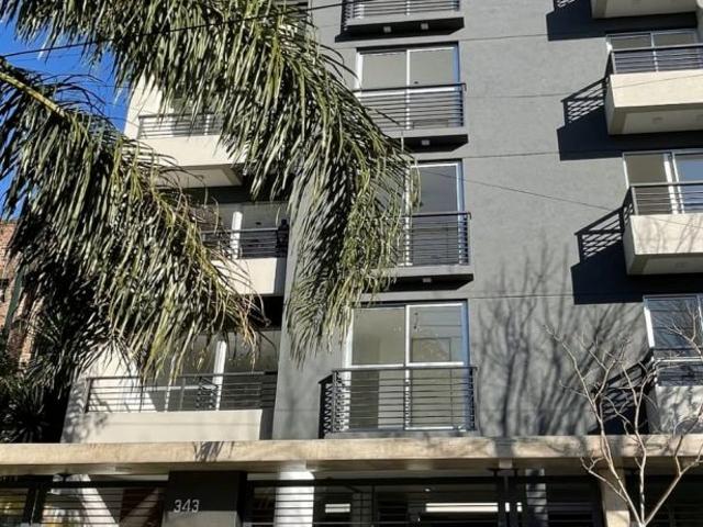 Venta de espectacular Departamento 2 ambientes en Morón