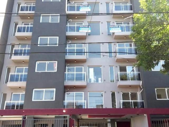 Venta de espectacular Departamento 2 ambientes en Morón
