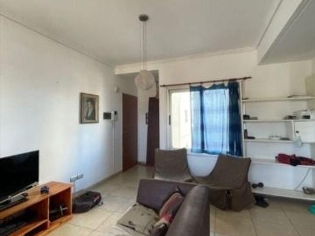 Venta de espectacular Departamento 2 ambientes en Morón