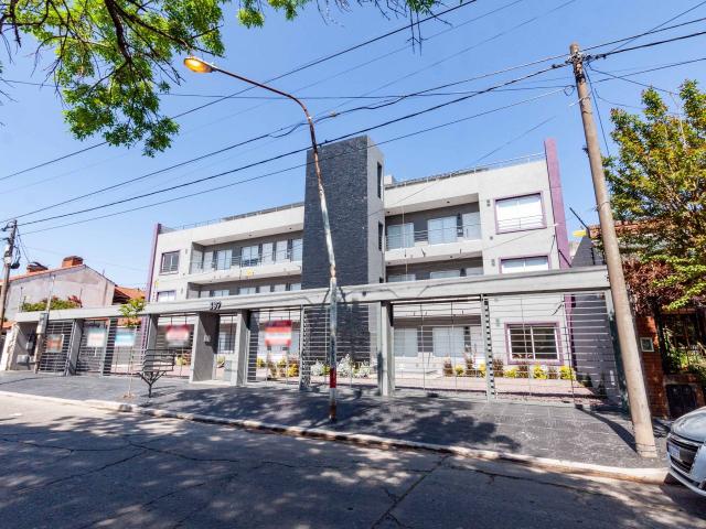 Venta de espectacular Departamento 2 ambientes en Morón
