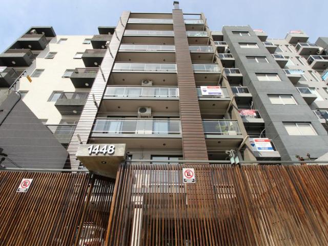 Venta de espectacular Departamento 2 ambientes en Morón