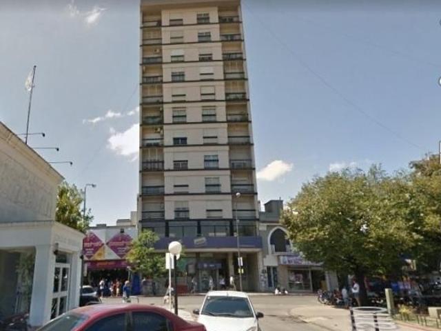 Venta de espectacular Departamento 2 ambientes en Morón