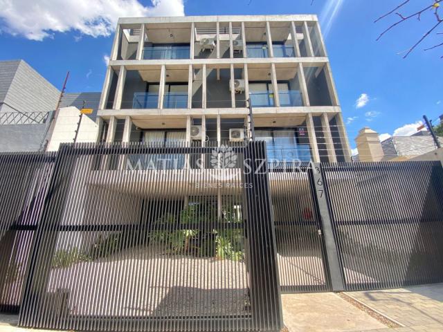 Venta de espectacular Departamento 2 ambientes en Morón
