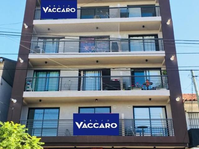 Venta de espectacular Departamento 2 ambientes en Morón