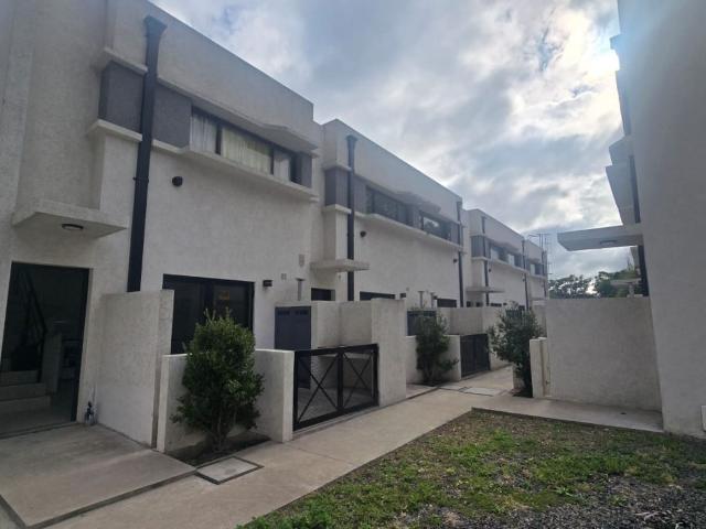 Venta de espectacular Departamento 2 ambientes en Moreno Paso del Rey