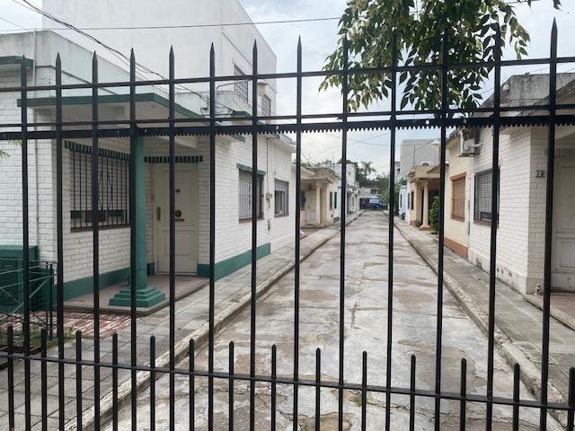 Venta de espectacular Departamento 2 ambientes en Almirante Brown Adrogué