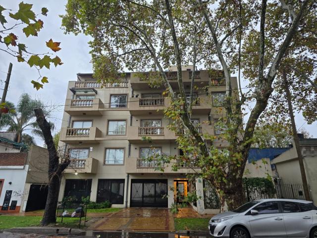 Venta de espectacular Departamento 2 ambientes en Almirante Brown Adrogué