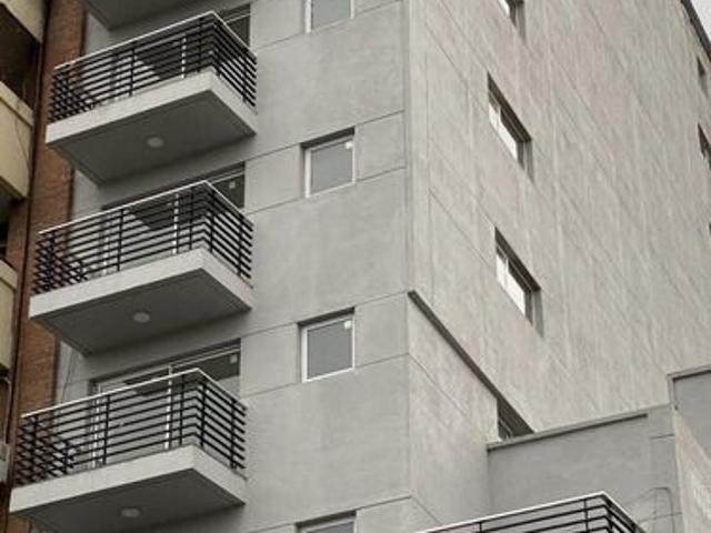 Venta de espectacular Departamento 2 ambientes en Barracas