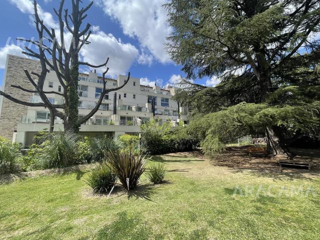 Venta de espectacular Departamento 2 ambientes en Ezeiza Canning