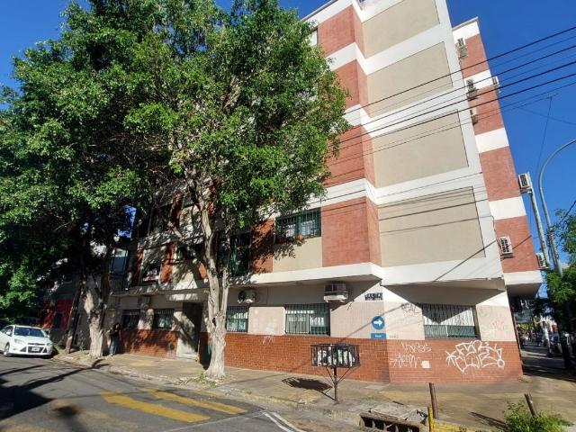 Venta de espectacular Departamento 2 ambientes en Lanús Lanús Este
