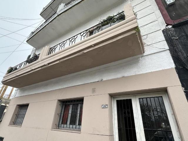 Venta de espectacular Departamento 2 ambientes en Lanús Lanús Este