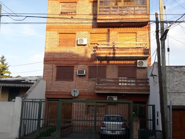 Venta de espectacular Departamento 2 ambientes en Lanús Valentín Alsina