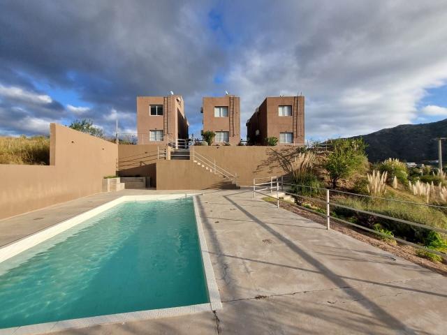Venta de espectacular Departamento 2 ambientes en Potrero de los Funes