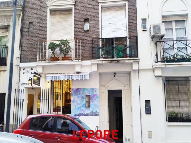 Venta de espectacular Departamento 2 ambientes en Recoleta