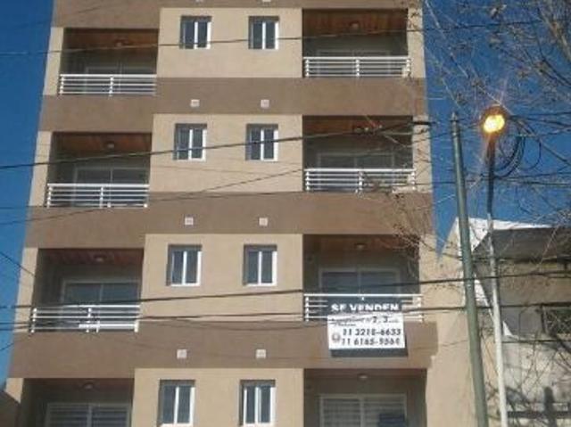 Venta de espectacular Departamento 2 ambientes en Tres De Febrero Ciudadela