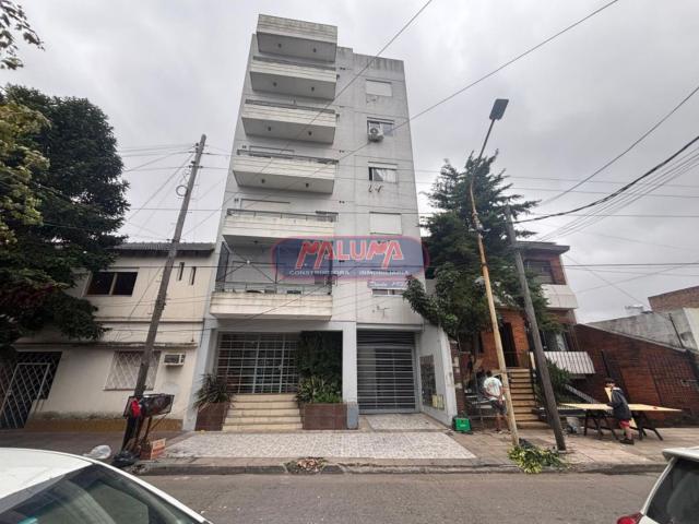 Venta de espectacular Departamento 2 ambientes en Tres De Febrero Ciudadela