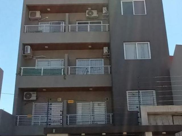 Venta de espectacular Departamento 2 ambientes en Tres De Febrero Ciudadela
