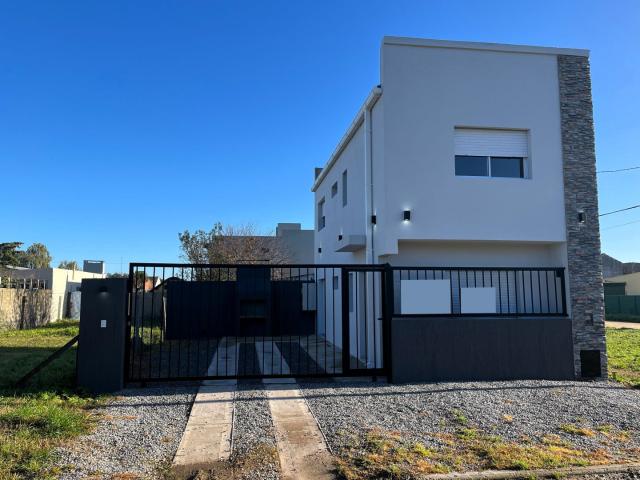Venta de espectacular Departamento 3 ambientes en Balcarce Balcarce