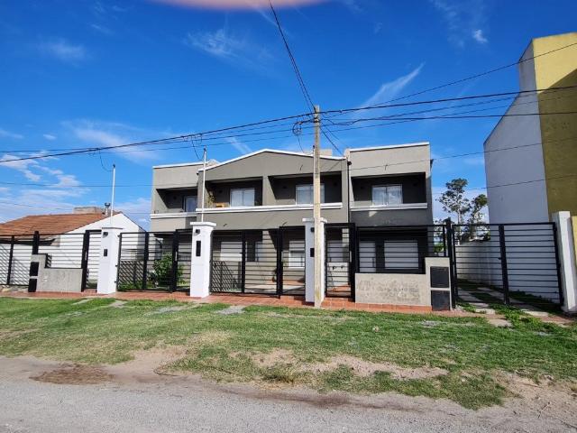 Venta de espectacular Departamento 3 ambientes en Balcarce Balcarce