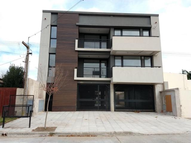 Venta de espectacular Departamento 3 ambientes en Balcarce Balcarce