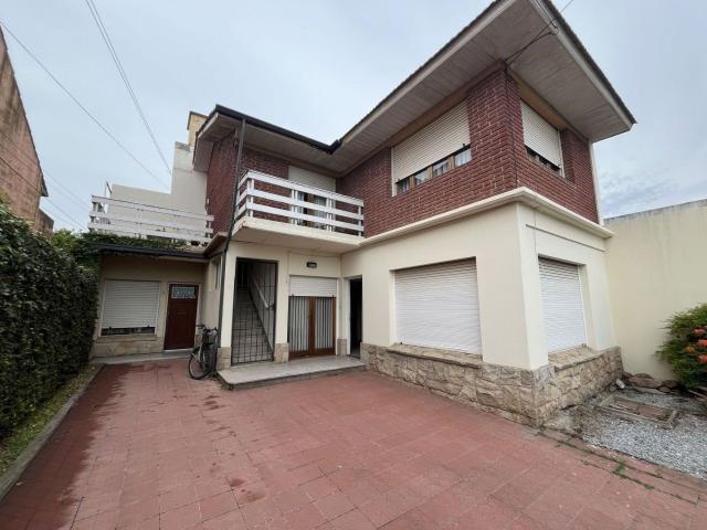 Venta de espectacular Departamento 3 ambientes en Balcarce Balcarce