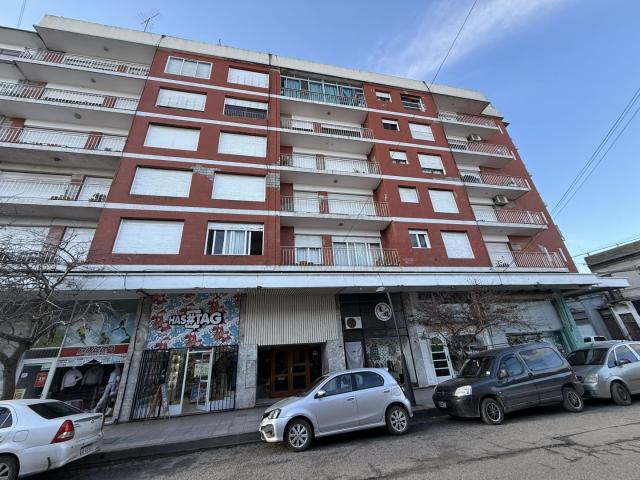 Venta de espectacular Departamento 3 ambientes en Balcarce Balcarce