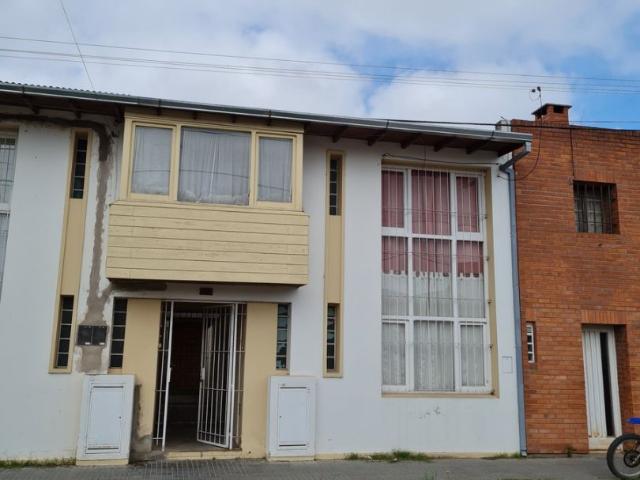 Venta de espectacular Departamento 3 ambientes en Balcarce