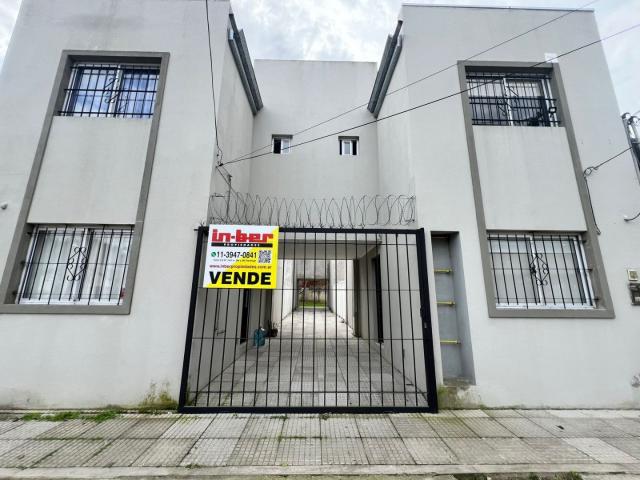 Venta de espectacular Departamento 3 ambientes en Berazategui Platanos
