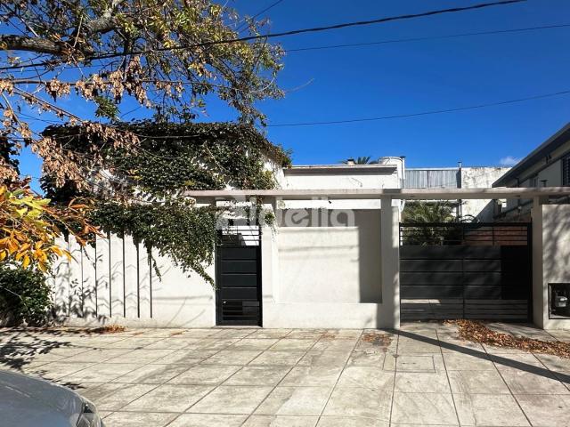 Venta de espectacular Departamento 3 ambientes en Berisso