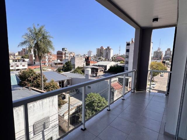 Venta de espectacular Departamento 3 ambientes en Corrientes