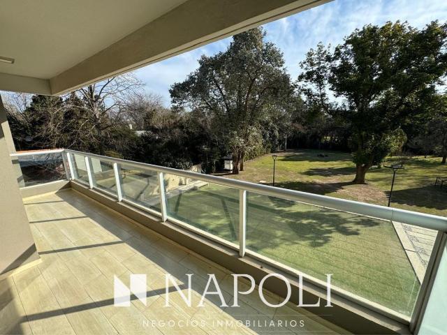 Venta de espectacular Departamento 3 ambientes en Esteban Echeverría Canning