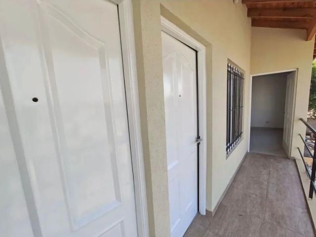 Venta de espectacular Departamento 3 ambientes en José C Paz