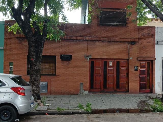 Venta de espectacular Departamento 3 ambientes en Lanús Lanús Este