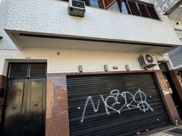 Venta de espectacular Departamento 3 ambientes en Lanús Lanús Este