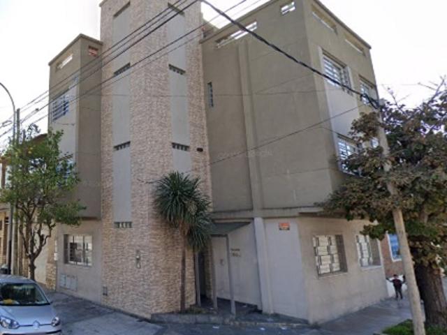 Venta de espectacular Departamento 3 ambientes en Lanús Valentín Alsina