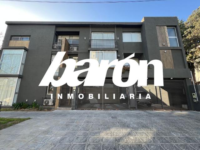 Venta de espectacular Departamento 3 ambientes en Lomas de Zamora