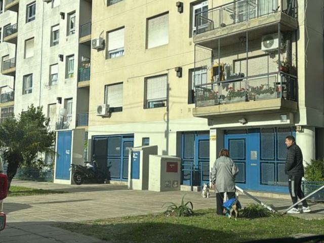 Venta de espectacular Departamento 3 ambientes en Parque Avellaneda